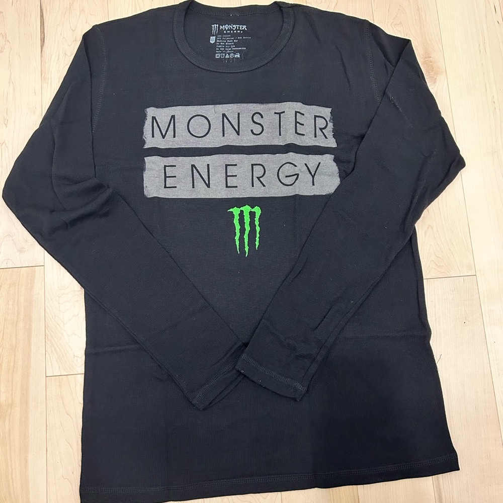 Monster Energy Men’s XL Long Sleeve Crew Neck